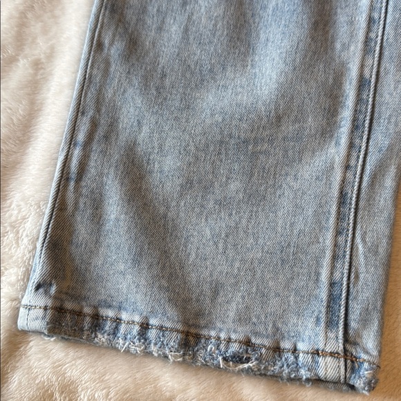 m jeans by maurices Jeans Slim Straight Ankle Mid Rise Distressed Size 16W - Picture 12 of 15